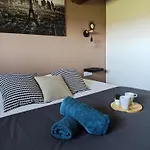 Le Petit Loup Grande Maison De Charme En Campagne LʼOie