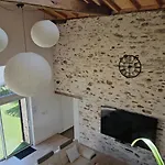 펜션 Le Petit Loup Grande Maison De Charme En Campagne LʼOie