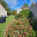 Le Petit Loup Grande Maison De Charme En Campagne LʼOie