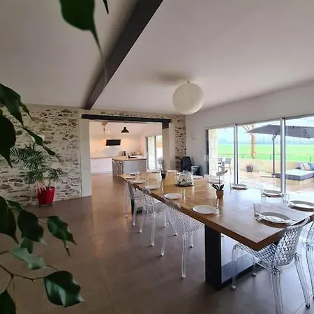 Hébergement de vacances Le Petit Loup Grande Maison De Charme En Campagne