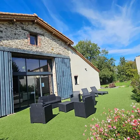 Le Petit Loup Grande Maison De Charme En Campagne Hébergement de vacances *