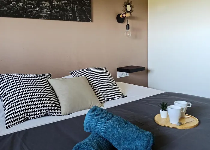 Le Petit Loup Grande Maison De Charme En Campagne LʼOie